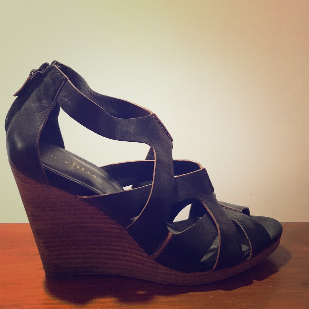 Black and Tan wedges